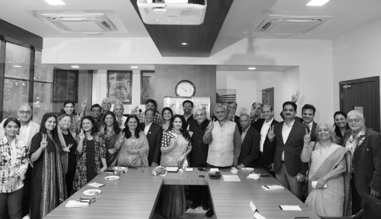 RoundTable_30th